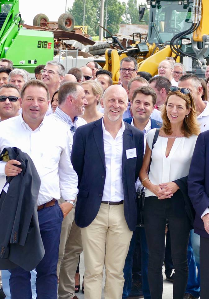 Jean-Philippe Carpentier, président de Federec, entouré par Diane Vidalies, Etienne Chazelle et de nombreux adhérents